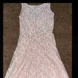 Patterned pink dress